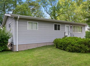 307 Meadowcrest Dr, Saint Louis, MO