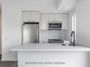 20 Ed Clark Gdns #TOWNHOUSE 7, Toronto, ON M6N 0B5