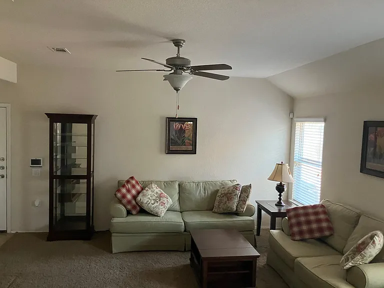 5529 Emma Thompson Way — Photo 5