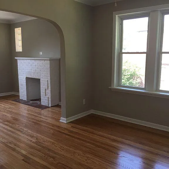 6911 Nashville Ave — Photo 6