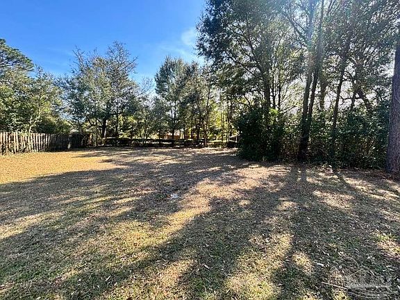 3rd image of 1135 E Burgess Rd