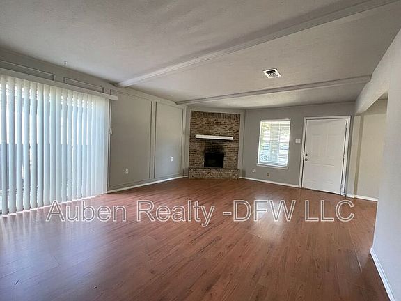 3rd image of 1305 Willow Wood Ct