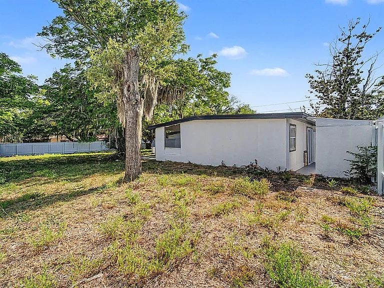 7708 Maryland Ave — Photo 39