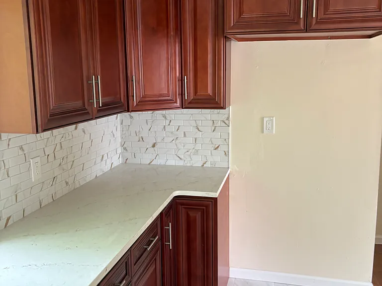 261 South Ave #2 — Photo 10