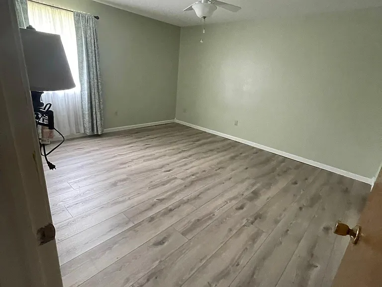 15 Preston Cir — Photo 5