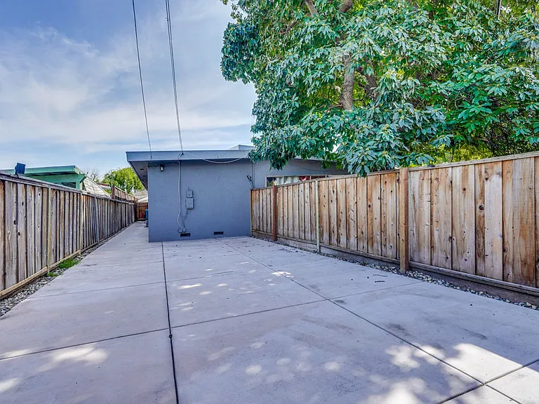 1893 Stardust Ct — Photo 48