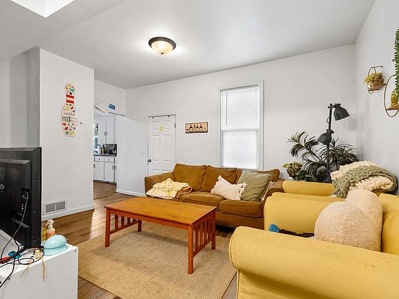 3rd image of 1708 Market STREET
