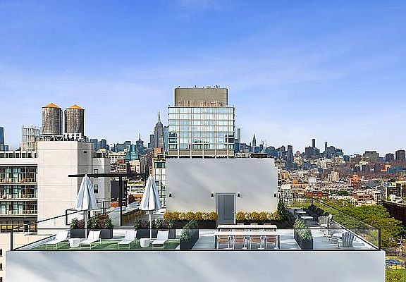 4th image of 171 Chrystie St #10E