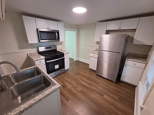 372 S Midler Ave #B Photo 1 372 S Midler Ave #B Photo 1