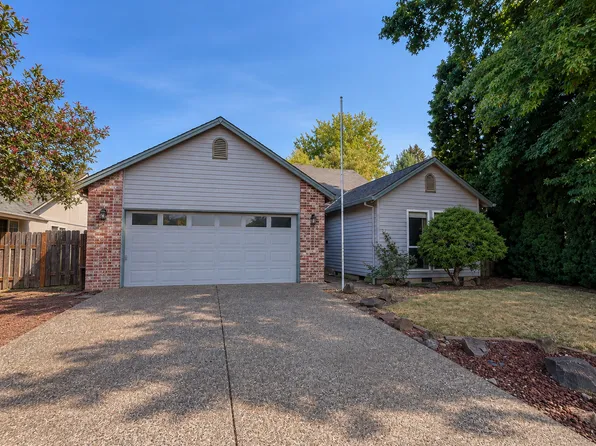 17027 SW Lynnly Way, Sherwood, OR 97140