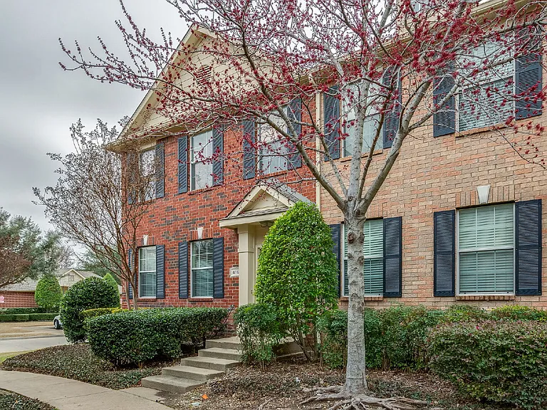 4168 Kyndra Cir — Photo 3