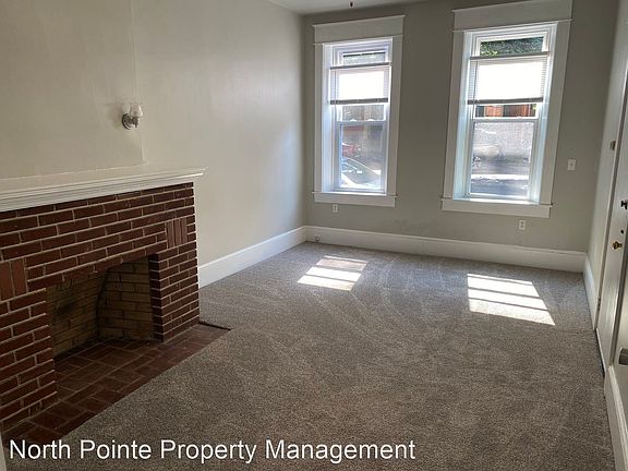 5th image of 221 N Mulberry St APT 1