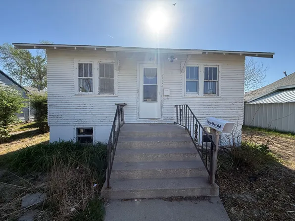 2115 Avenue F, Scottsbluff, NE 69361