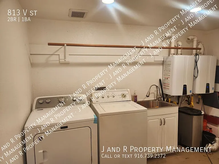 813 V St — Photo 12