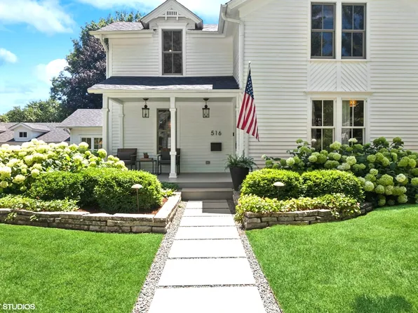 516 Ford St, Geneva, IL 60134