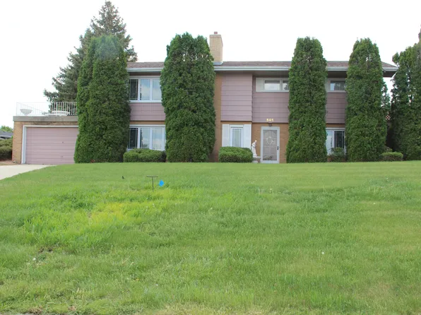 501 W 9th St, Winner, SD 57580