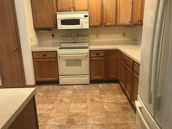 4th image of 2972 Brookford Dr