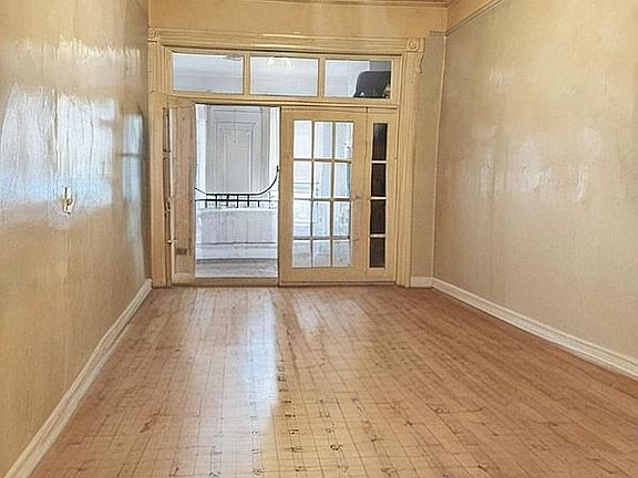2nd image of 314 Stockholm St