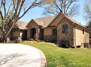 219 S 93rd Ave, Omaha, NE 68114