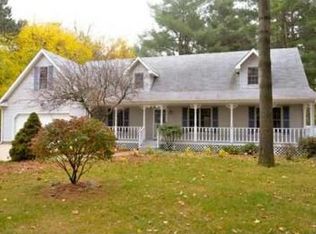 51556 Chestnut Rd, Granger, IN 46530