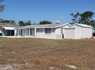 856 E 6th St, Englewood, FL 34223
