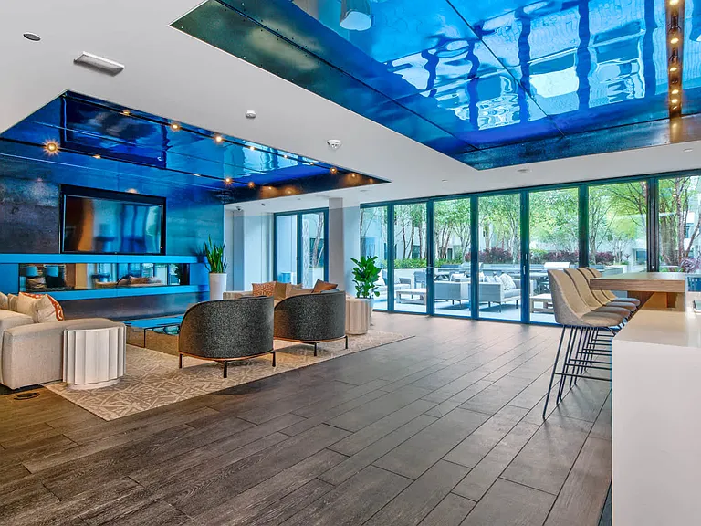 Resident Lounge
