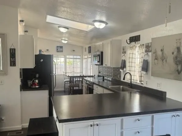 2520 Maher Ave, Crescent City, CA 95531