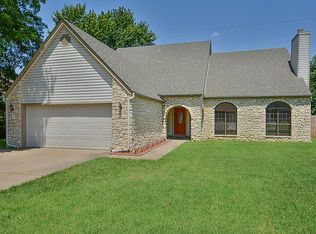 8521 E 77th St N, Tulsa, OK 74133