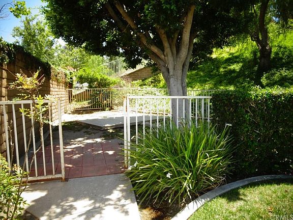 3rd image of 1450 Tanglewood Dr