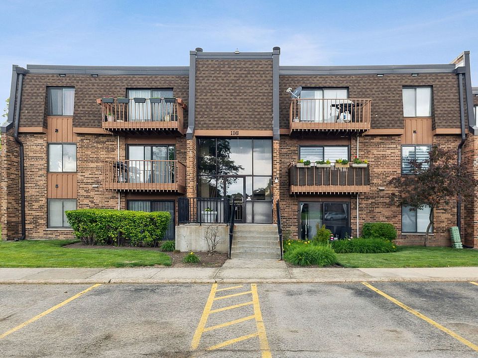 Lakewood Condominiums 608 Waterford Rd S Schaumburg IL Zillow