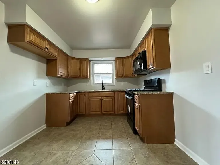 315 W Price St #2 — Photo 6