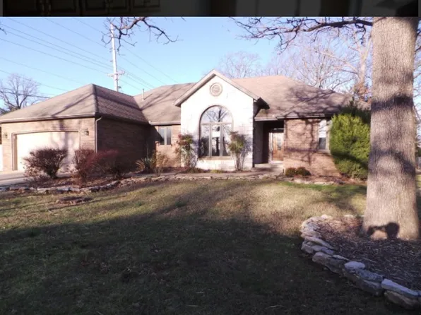 2702 N Ozark Ave, Joplin, MO 64801