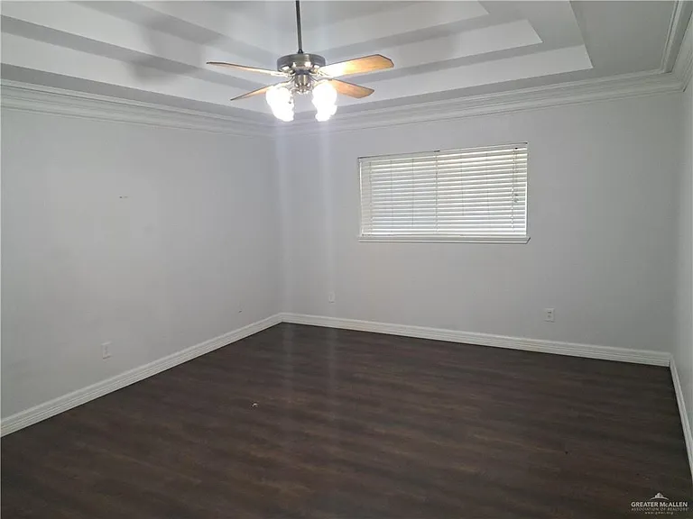 2813 Hawk Ct — Photo 10