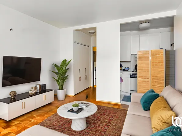 100 Central Park South image 1 of 8