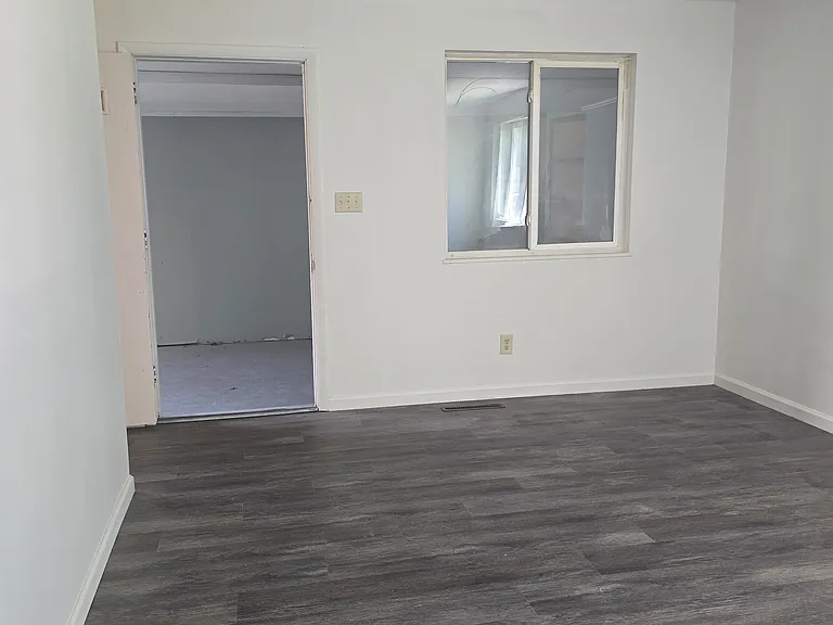 1565 Smith Rd — Photo 11