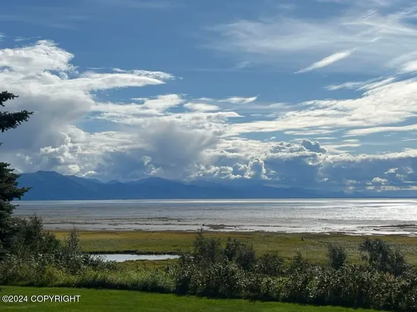 2526 Ridge Pointe Dr, Anchorage, AK 99515