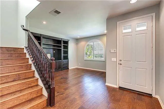 3 bed, 1730 sqft, $4,850 — Photo 4