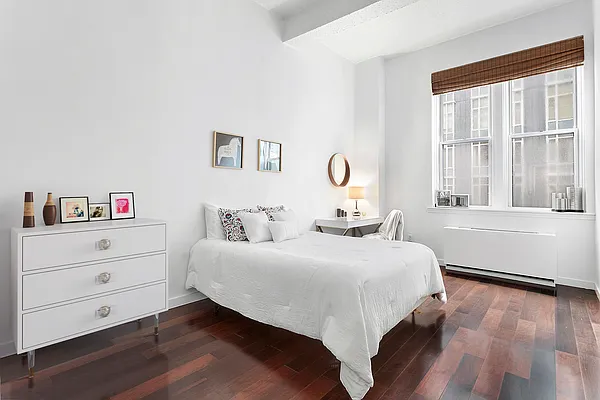 Sold by Compass | media 2