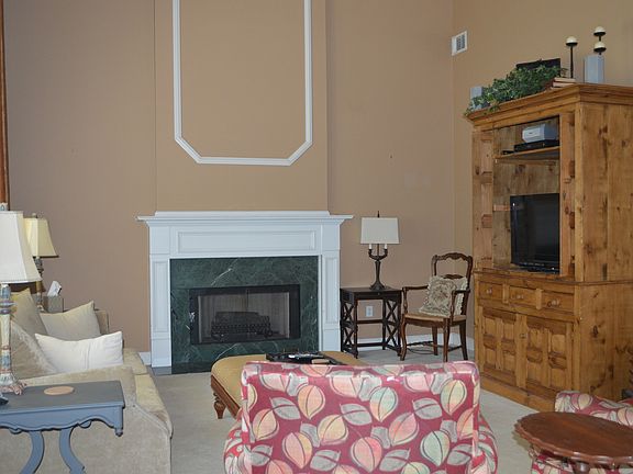 Family Room - View 2