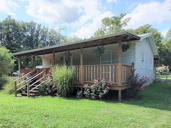 2nd image of 349 Jim Taylor Ln