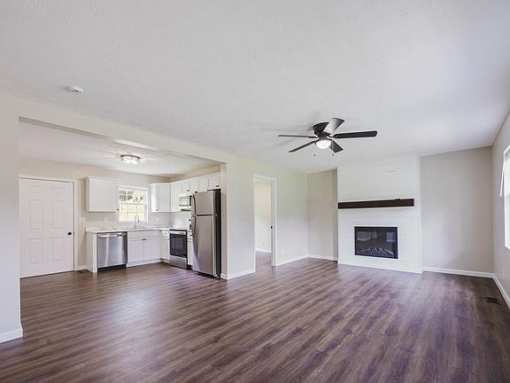 5th image of 48 Windy Cove Ln
