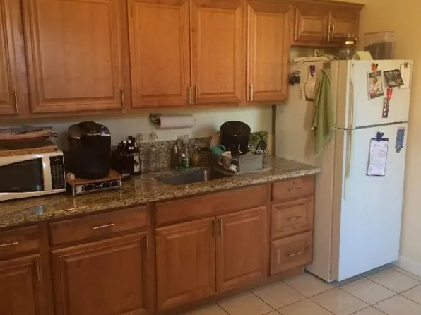 183 Harvard St #3, Cambridge, MA 02139