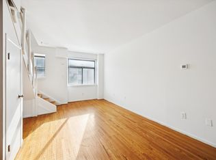 319 S 10th St APT 335, Philadelphia, PA 19107