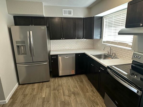 1222 E Harry St UNIT B
