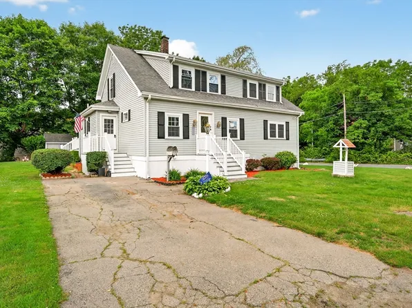 70 Hancock St, Whitman, MA 02382