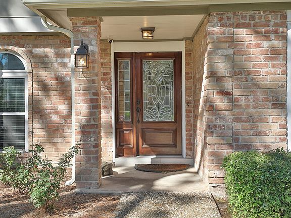 4th image of 18002 Oakworth Dr
