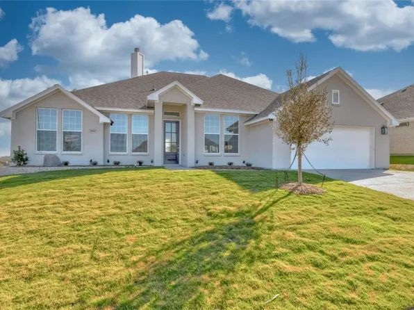 10163 Hanks Creek Rd, Benbrook, TX 76126