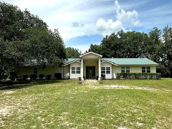 111 Baldree Dr, Adel, GA 31620