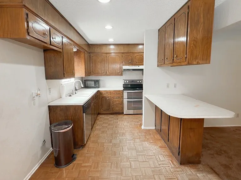 3705 Dentcrest Dr — Photo 6