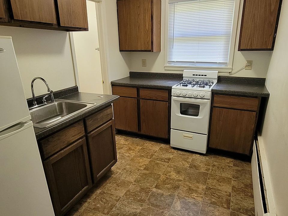 2nd image of 125 Roman Dr NW #129ROMAN-09